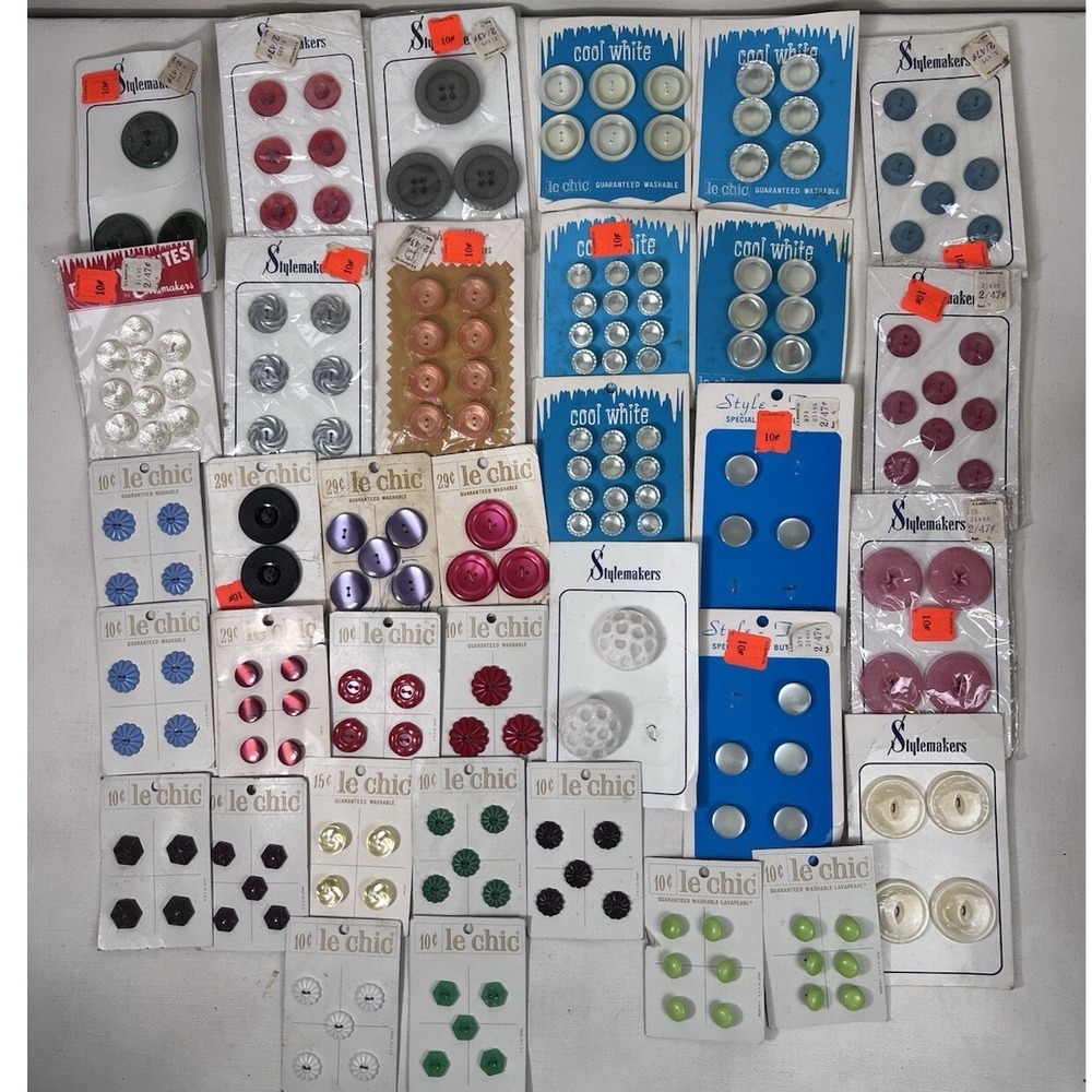 36 Old Vintage Mixed Buttons On Cards Deadstock Cats eye‎ 3D Craftcore MOP